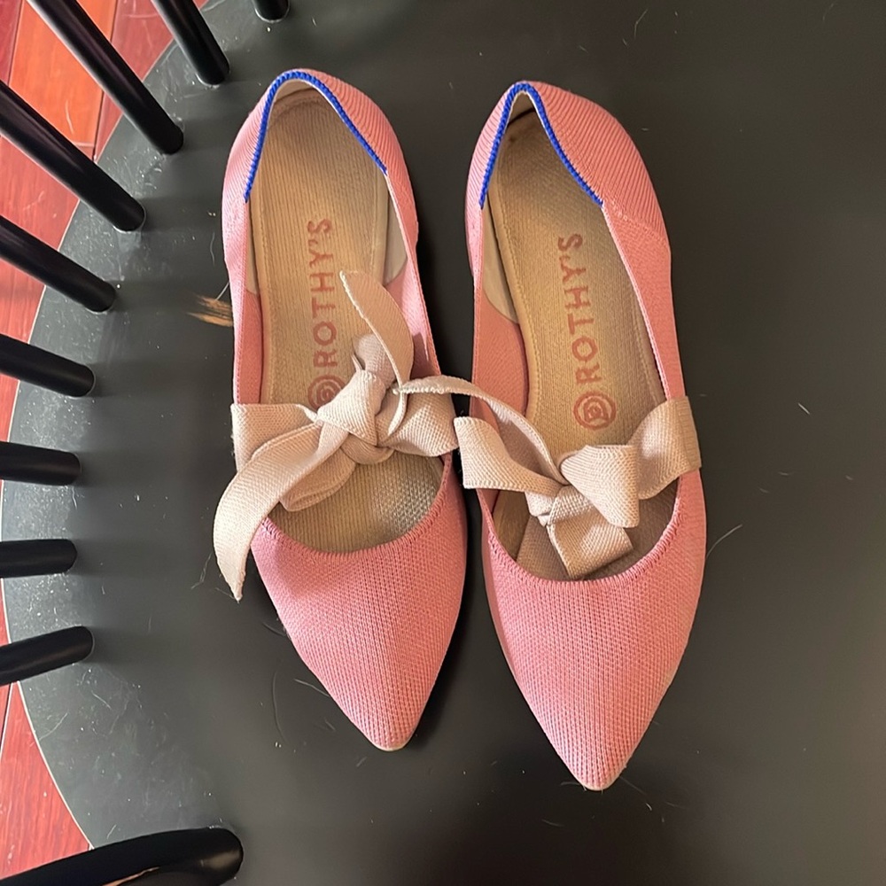 Rothys Maryjanes in good condition